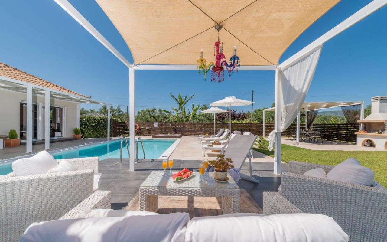 Madini Luxury Villa With Private Heated Pool Vanato ภายนอก รูปภาพ