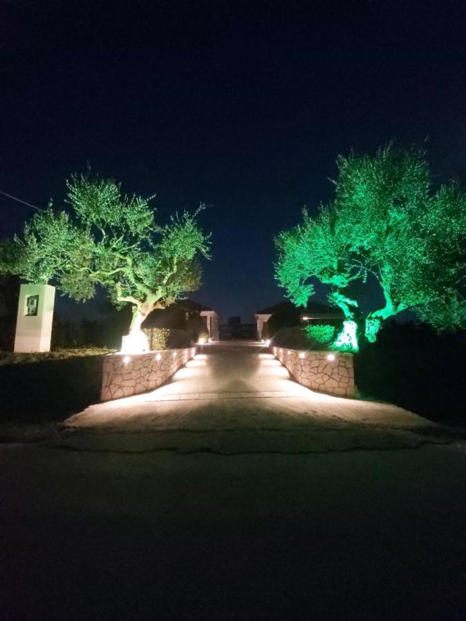 Madini Luxury Villa With Private Heated Pool Vanato ภายนอก รูปภาพ